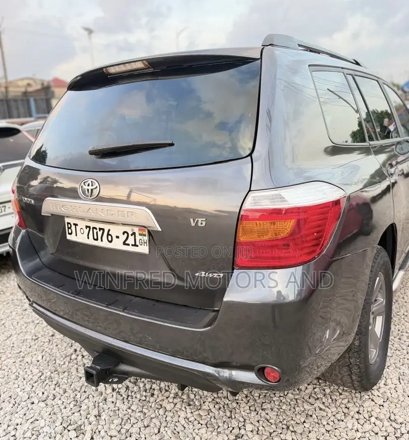 Toyota Highlander 3.5L 4WD 2013 Black