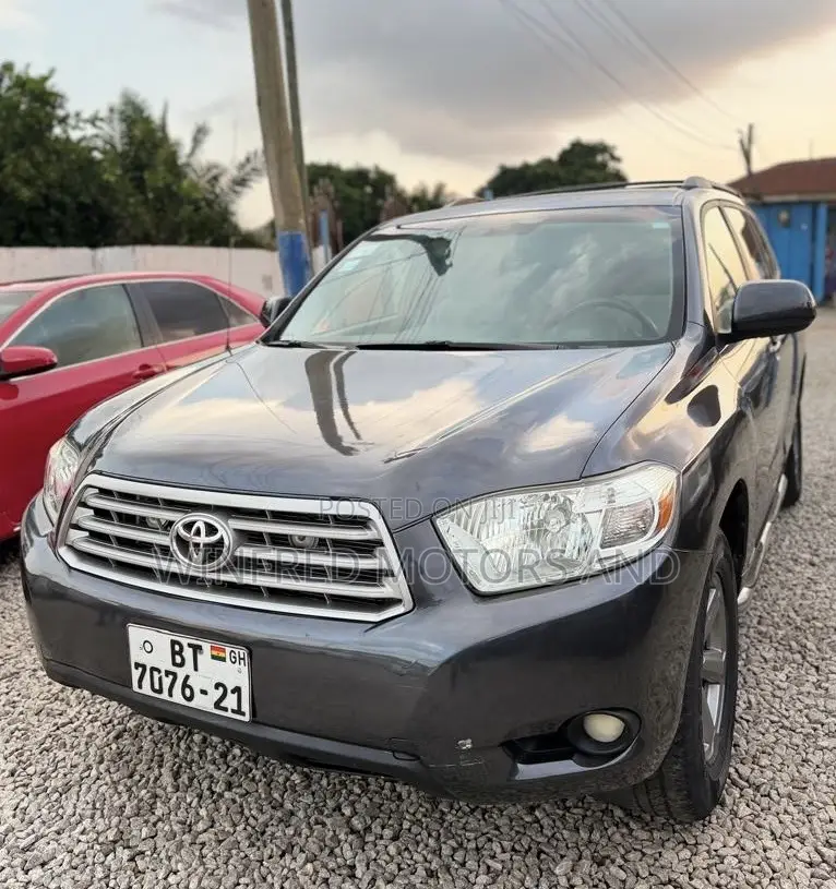 Toyota Highlander 3.5L 4WD 2013 Black