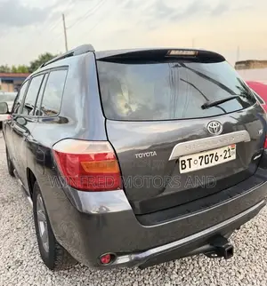 Toyota Highlander 3.5L 4WD 2013 Black