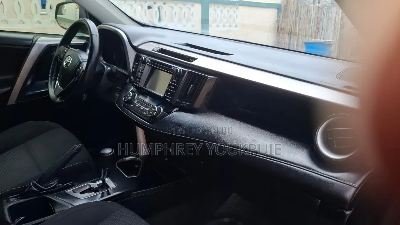Toyota RAV4 2017 Blue