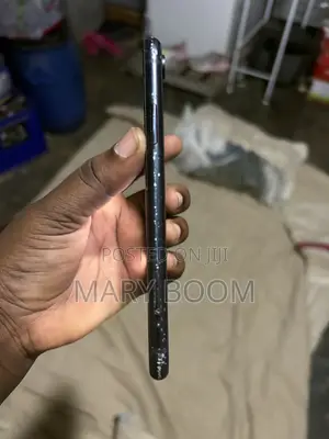 Apple iPhone XR 64 GB Black