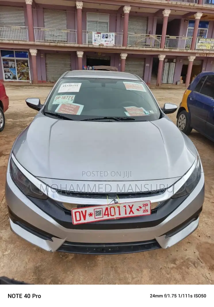 Honda Civic 2018 Silver
