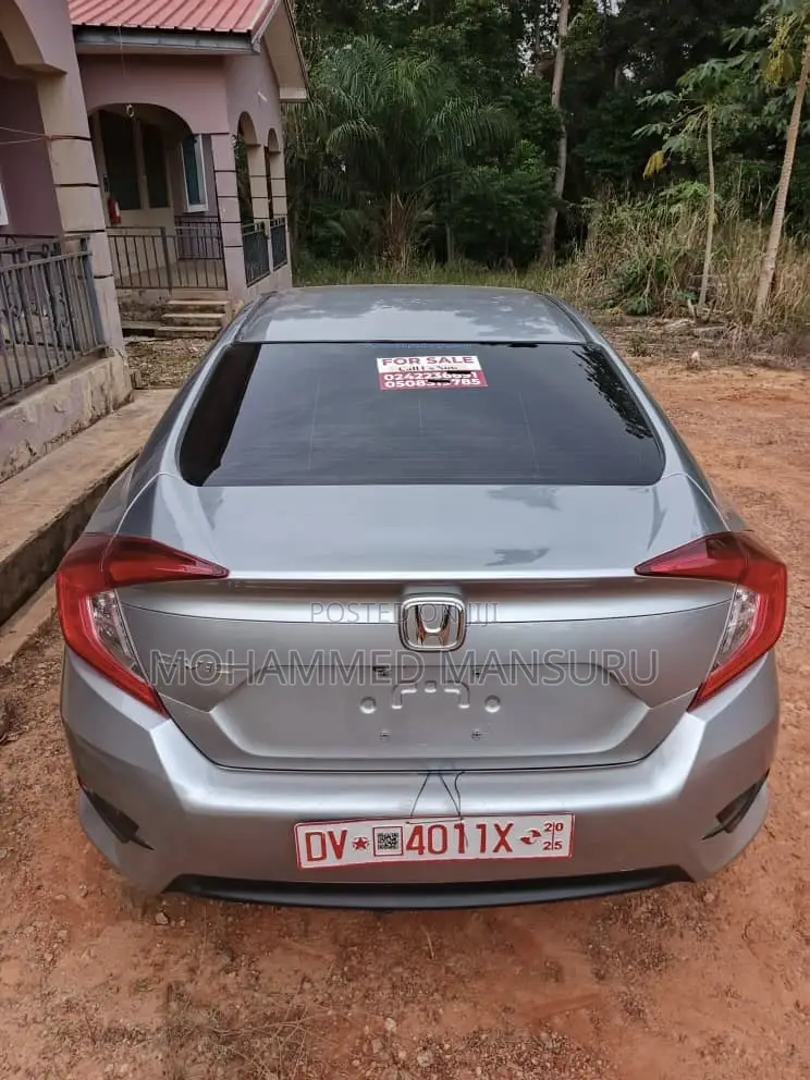 Honda Civic 2018 Silver
