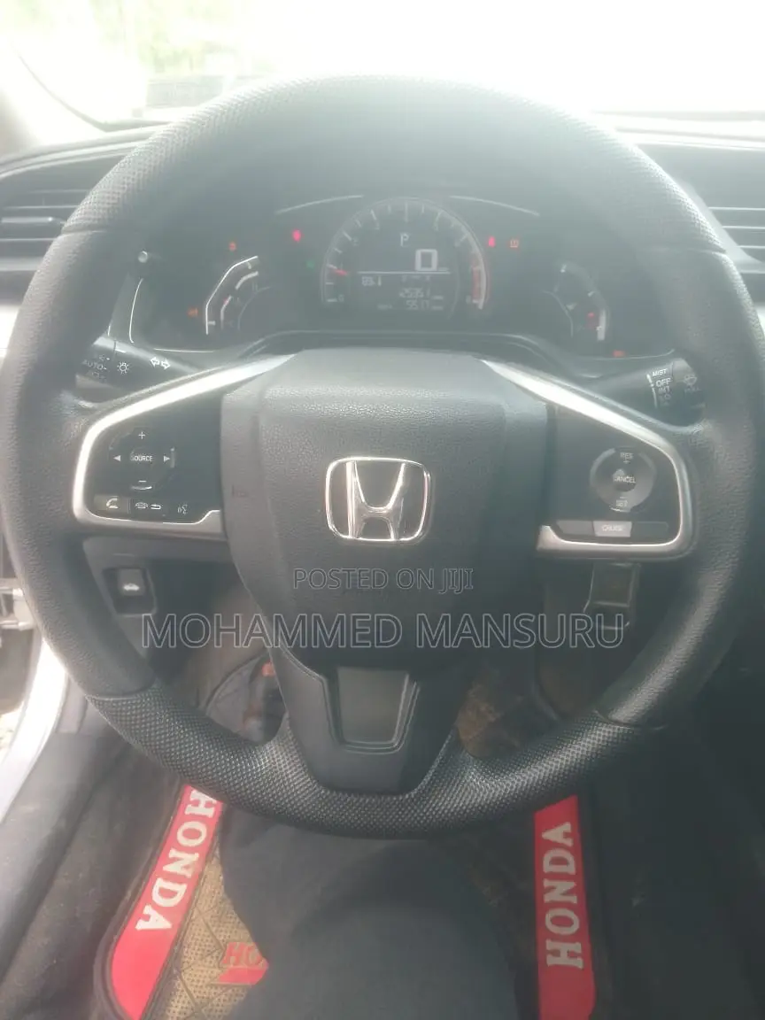 Honda Civic 2018 Silver