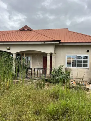 3bdrm House in Nkoranza, Amansie West for sale