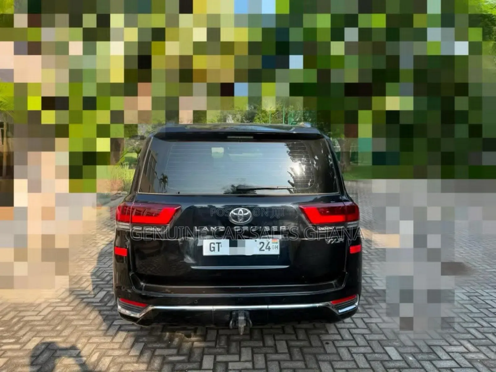 Toyota Land Cruiser LC300 2024 Black