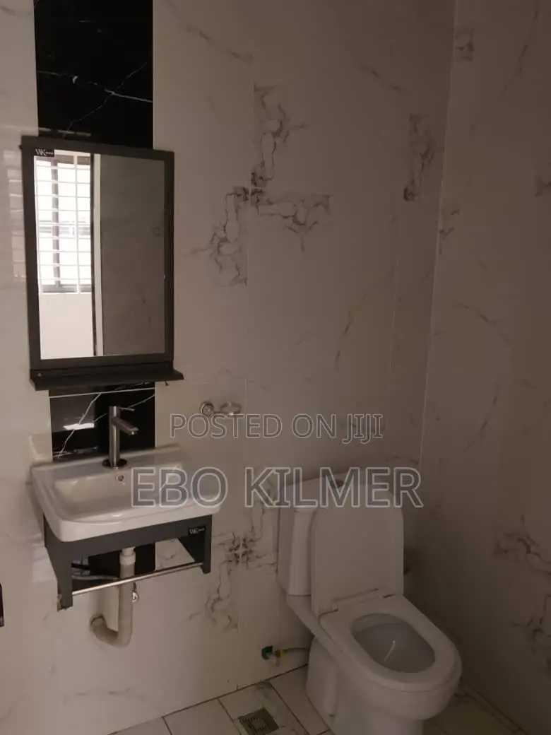Furnished 4bdrm House in Lake Side Estate for rent