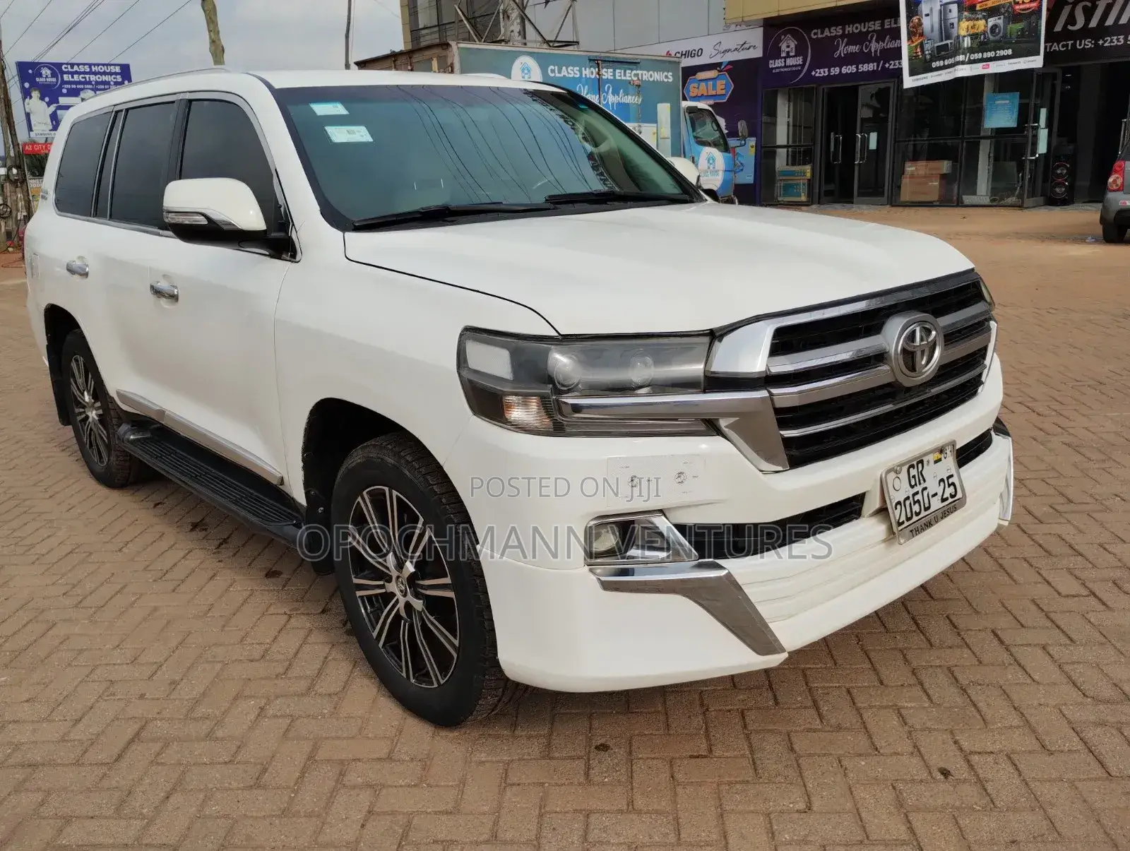Toyota Land Cruiser 2018 White