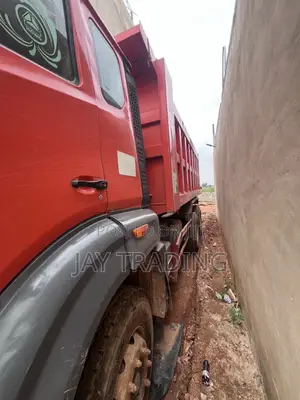 Tipper Truck for Sale 22