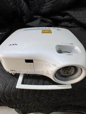 NEC LT280 LCD Projector - Portable and Effective
