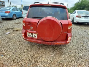 Toyota RAV4 2010 Red