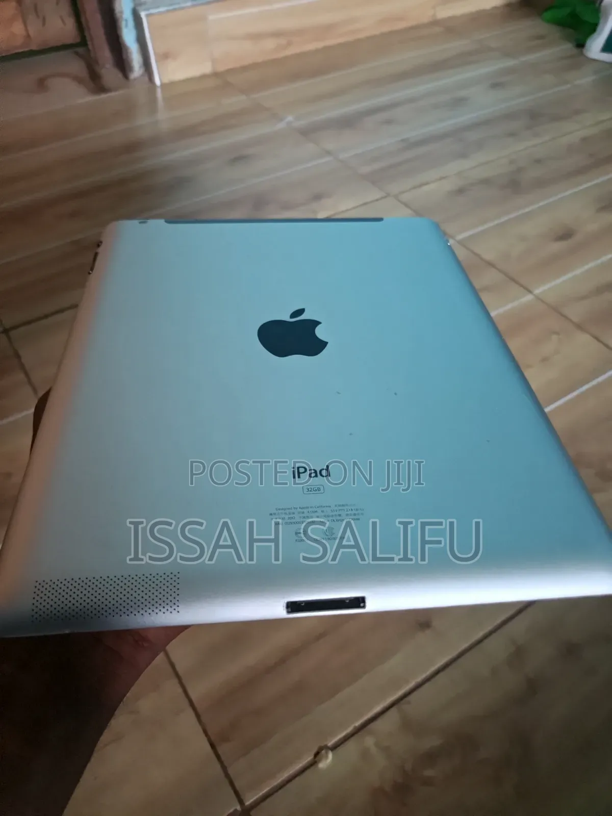 Apple iPad 3 Wi-Fi + Cellular 32 GB White