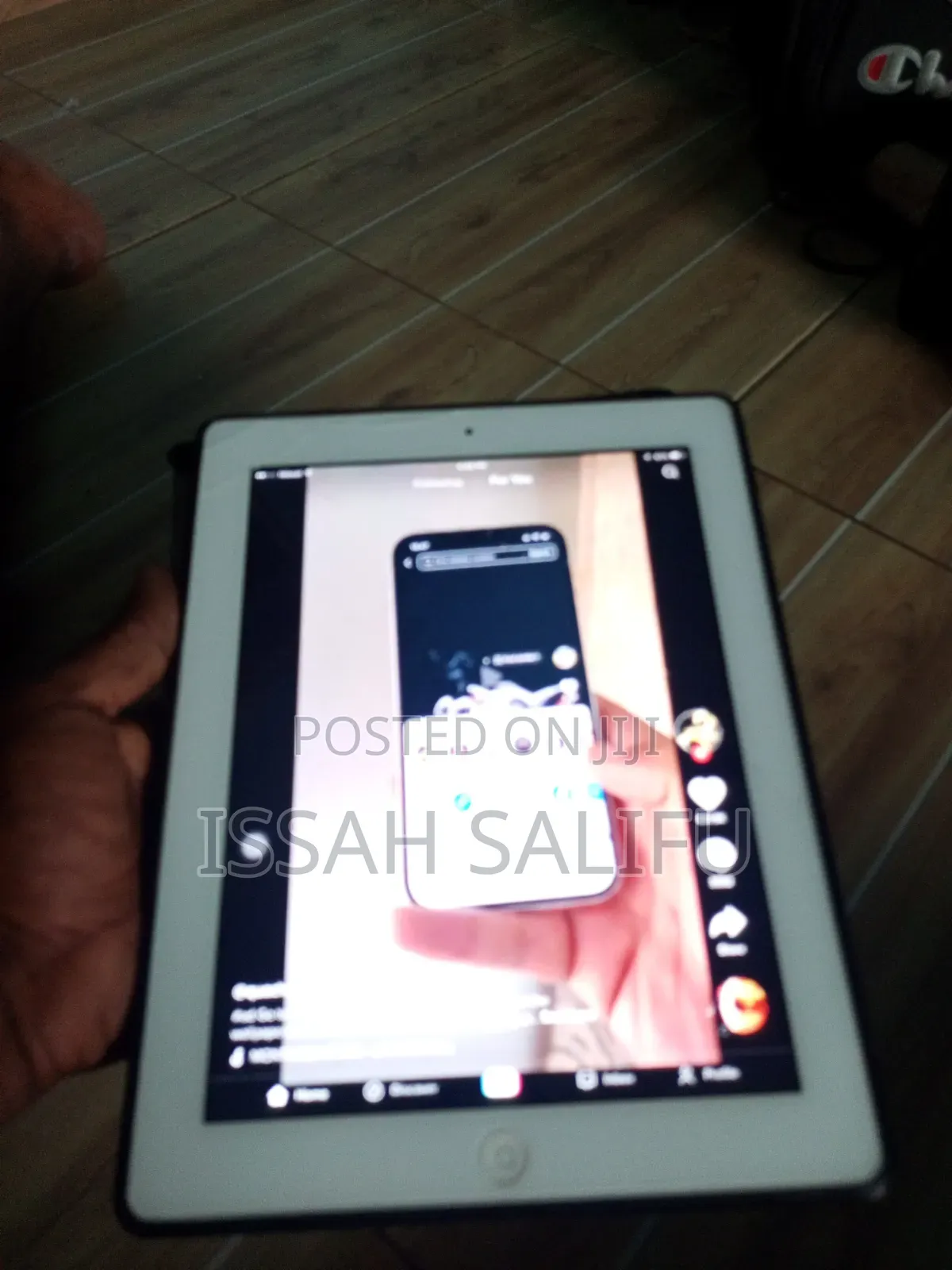 Apple iPad 3 Wi-Fi + Cellular 32 GB White