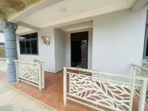 3bdrm Apartment in Franjie Realty, Kasoa for rent