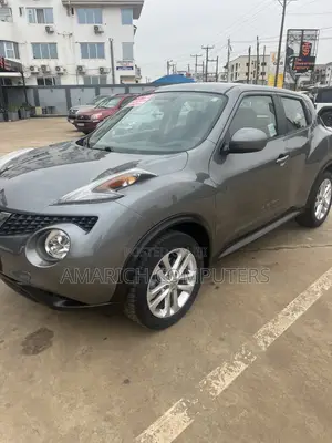 Nissan Juke SV FWD 2017 Silver