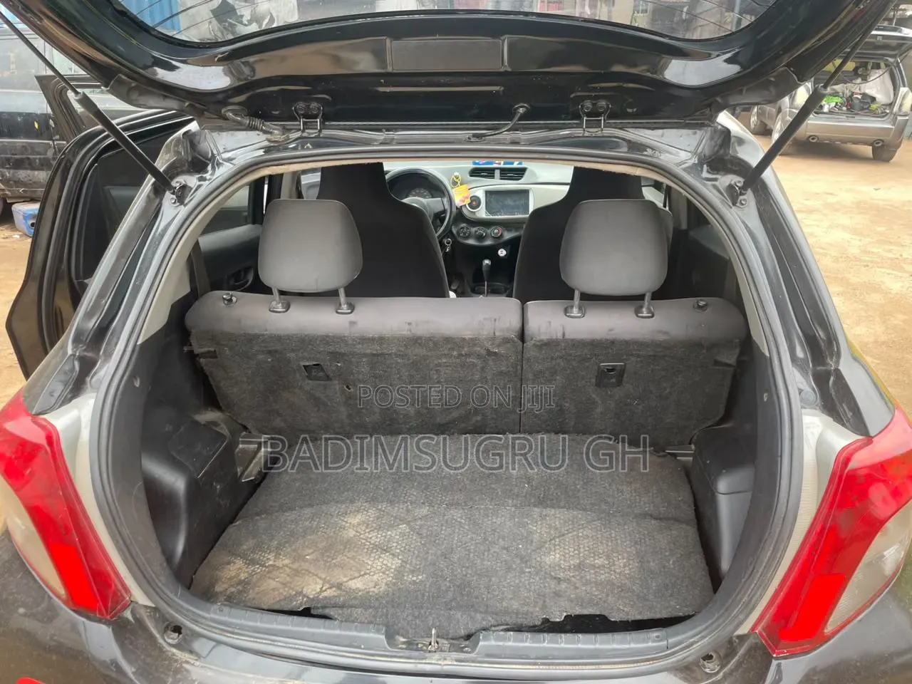Toyota Vitz 2012 Black