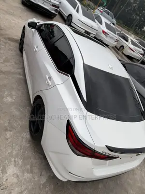 Nissan Sentra 2021 White