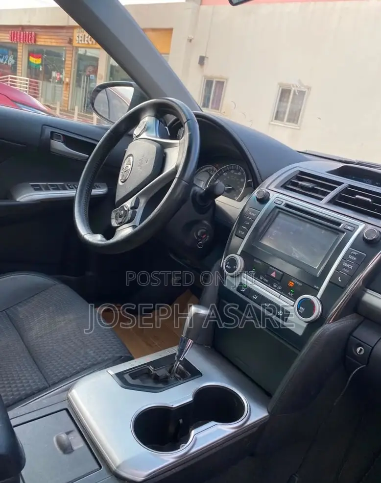 Toyota Camry 2014 Red