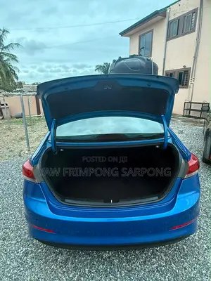 Hyundai Elantra 2018 Blue