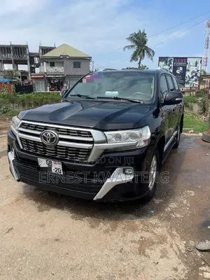 Toyota Land Cruiser 2016 Gray