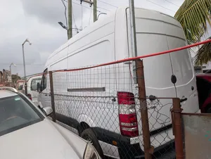 Mercedes-Benz Sprinter 2014 White