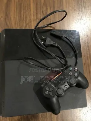 PS4 Standard