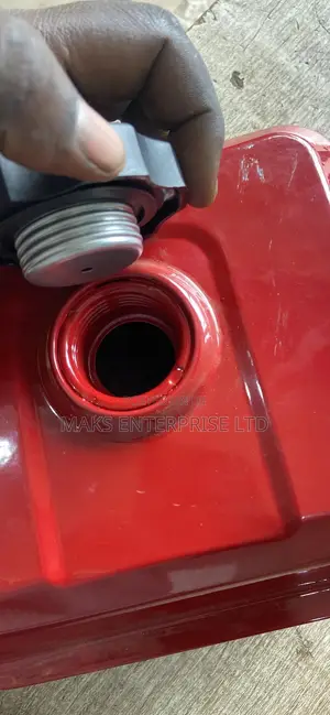 Petrol Engine Fuel Tank With a Thread Cover