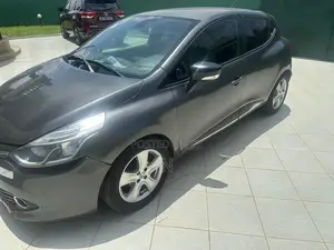 Renault Clio 2017 Gray