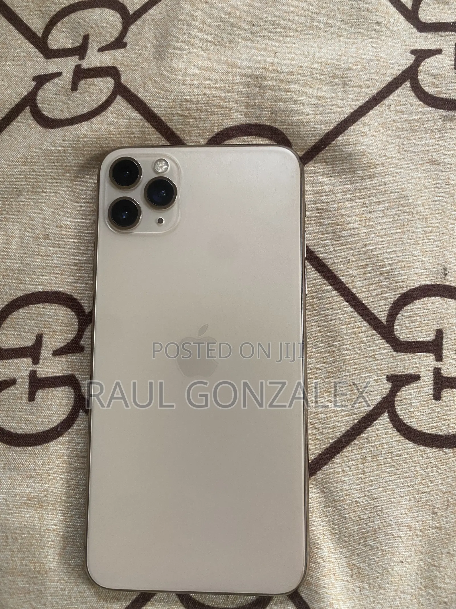 Apple iPhone 11 Pro Max 64 GB Gold