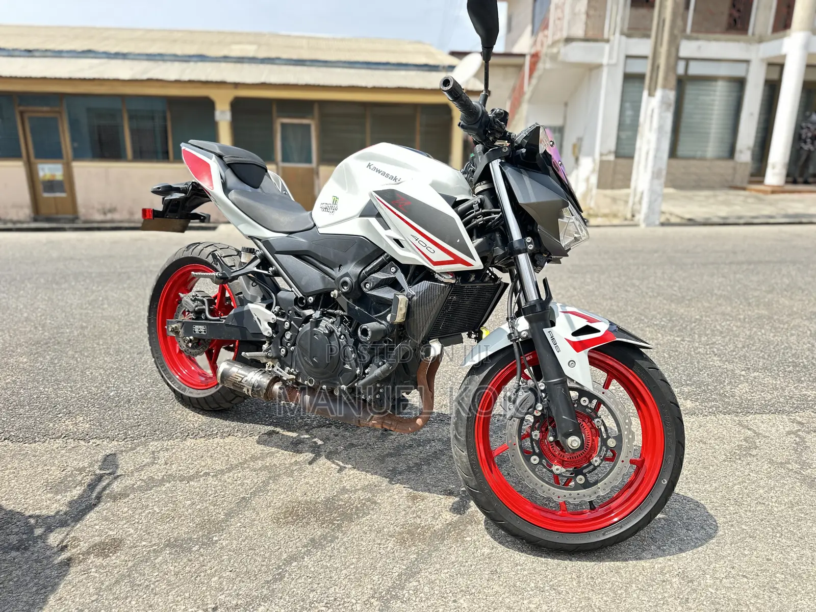 Kawasaki Z400 2022 White