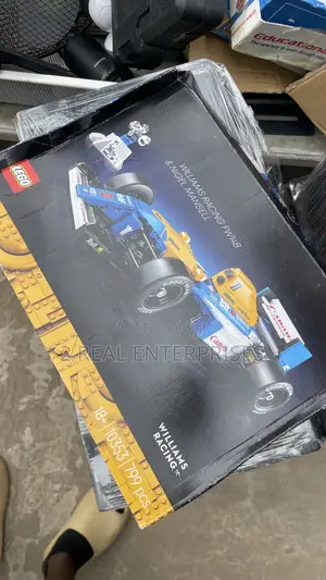 LEGO Icons Williams Racing FW14B and Nigel Mansell 10353