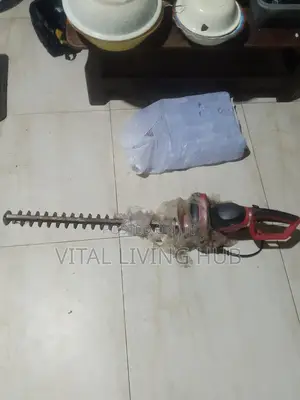 Brand New Electric Hedge Trimmer