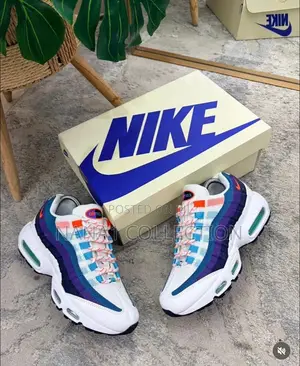 Nike Air Max 95 “Hyper Jade” Sneakers