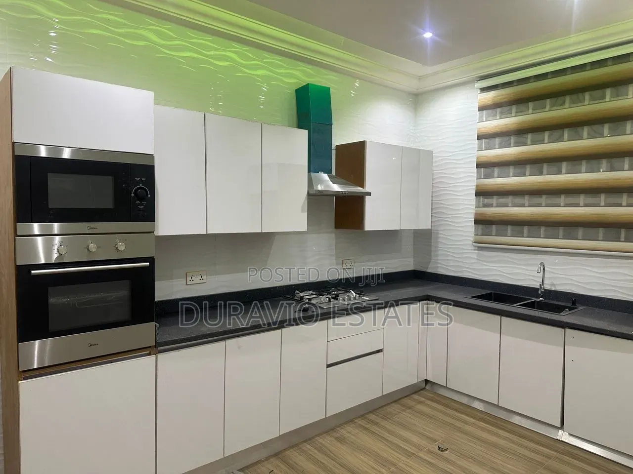 4bdrm House in Ahodwo Sokoban, Kumasi Metropolitan for sale