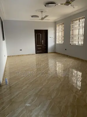 2bdrm Apartment in Ofankor Barrier for rent