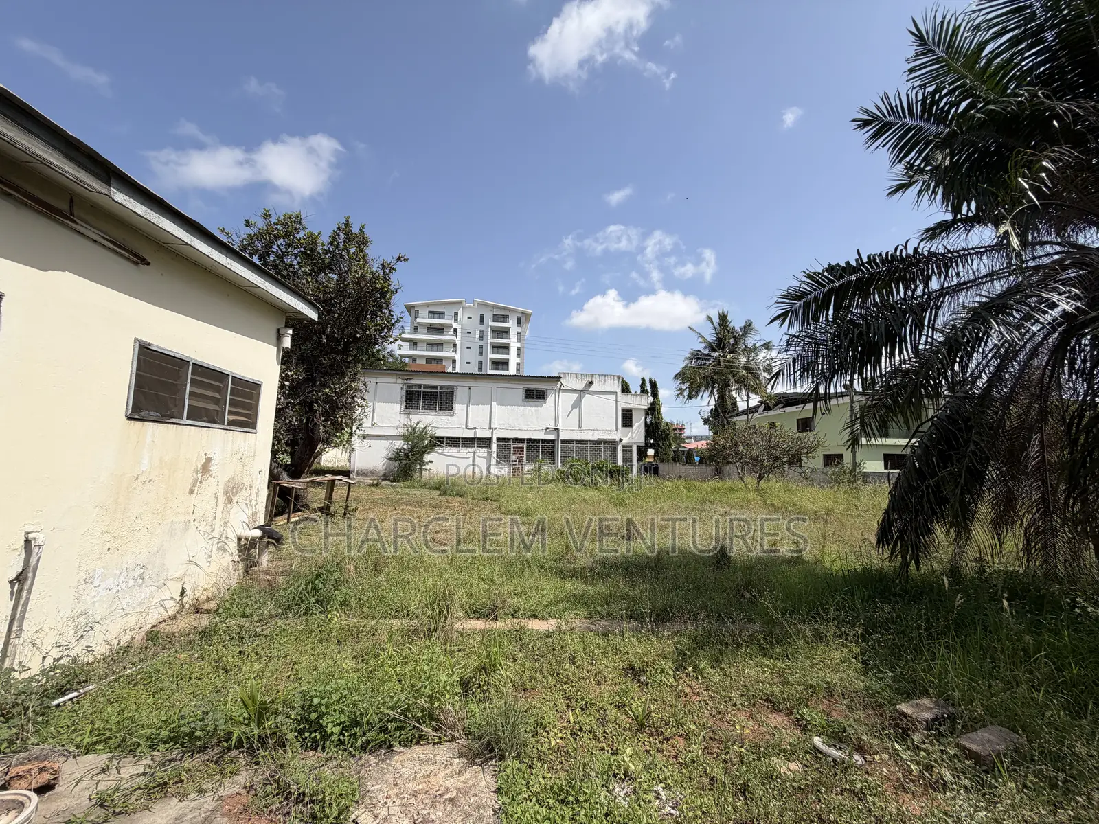 Land With Old Property for Sale at Airport Area