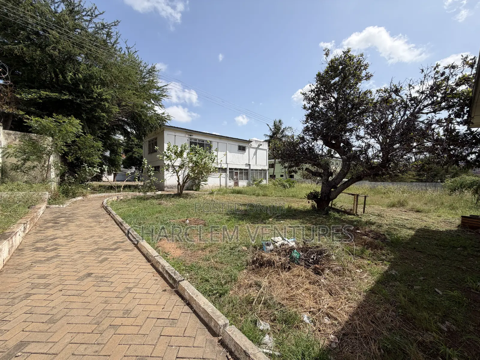 Land With Old Property for Sale at Airport Area