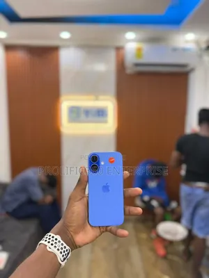 Apple iPhone 16 128 GB Blue