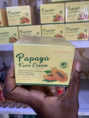 Kormesic Papaya Skincare Set – Soap, Facial Cleanser Face Cream