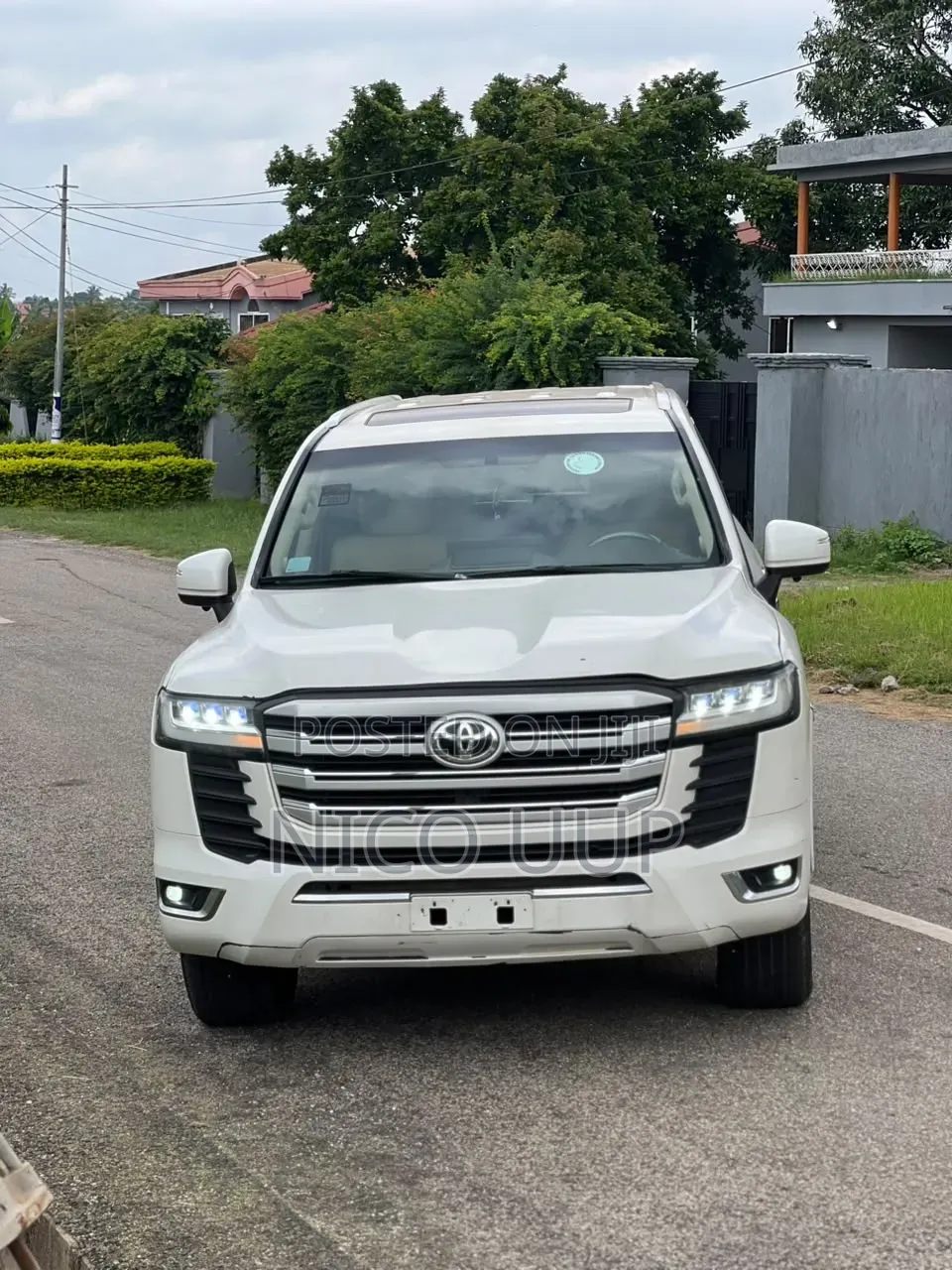 Toyota Land Cruiser 2024 White