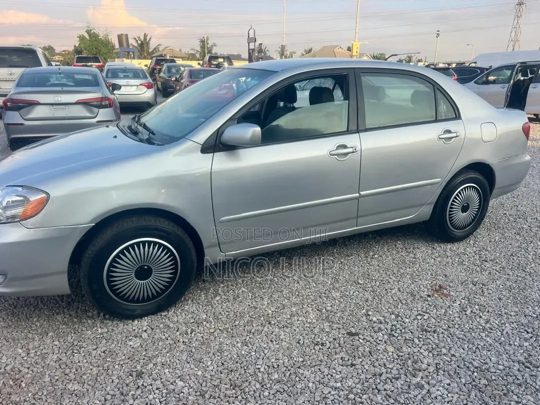 Toyota Corolla 2008 Silver