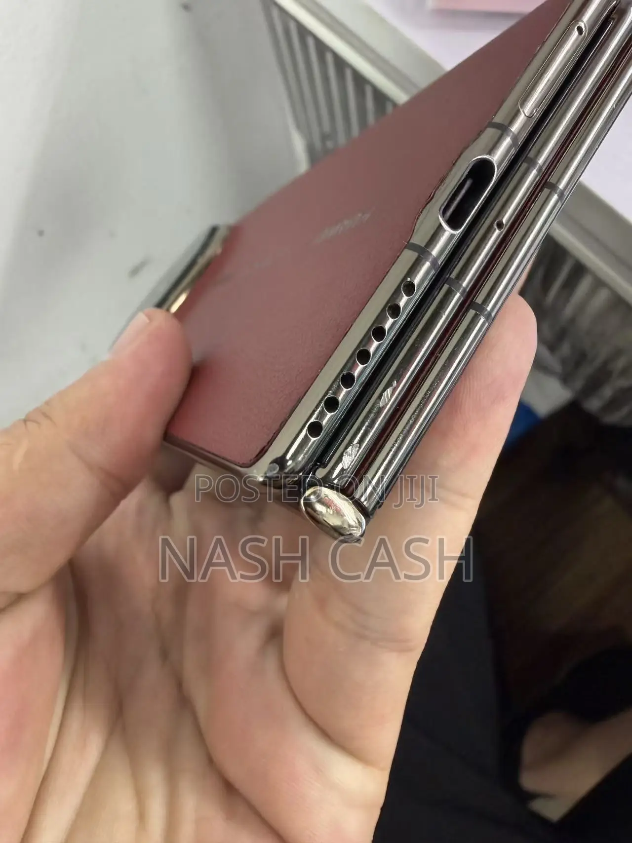 Huawei Mate XT Ultimate Design 1 TB Bronze