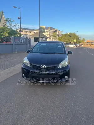 Toyota Vitz 1.5 FWD 5dr 2014 Black
