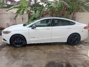 Ford Fusion 2018 White