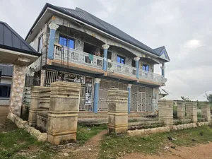 12bdrm Apartment in Fredimens Real, Afigya-Kwabre for sale