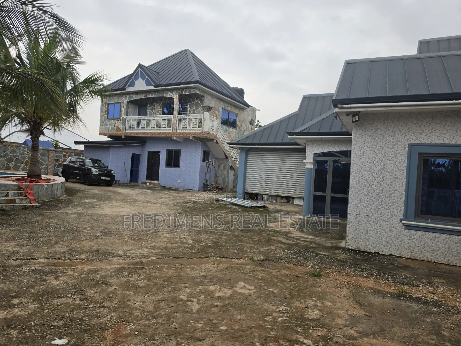 12bdrm Apartment in Fredimens Real, Afigya-Kwabre for sale