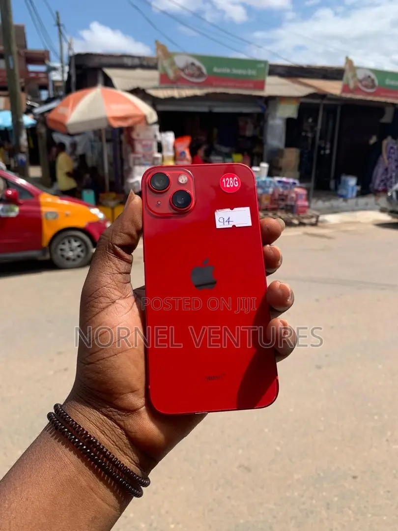 New Apple iPhone 13 128 GB Red