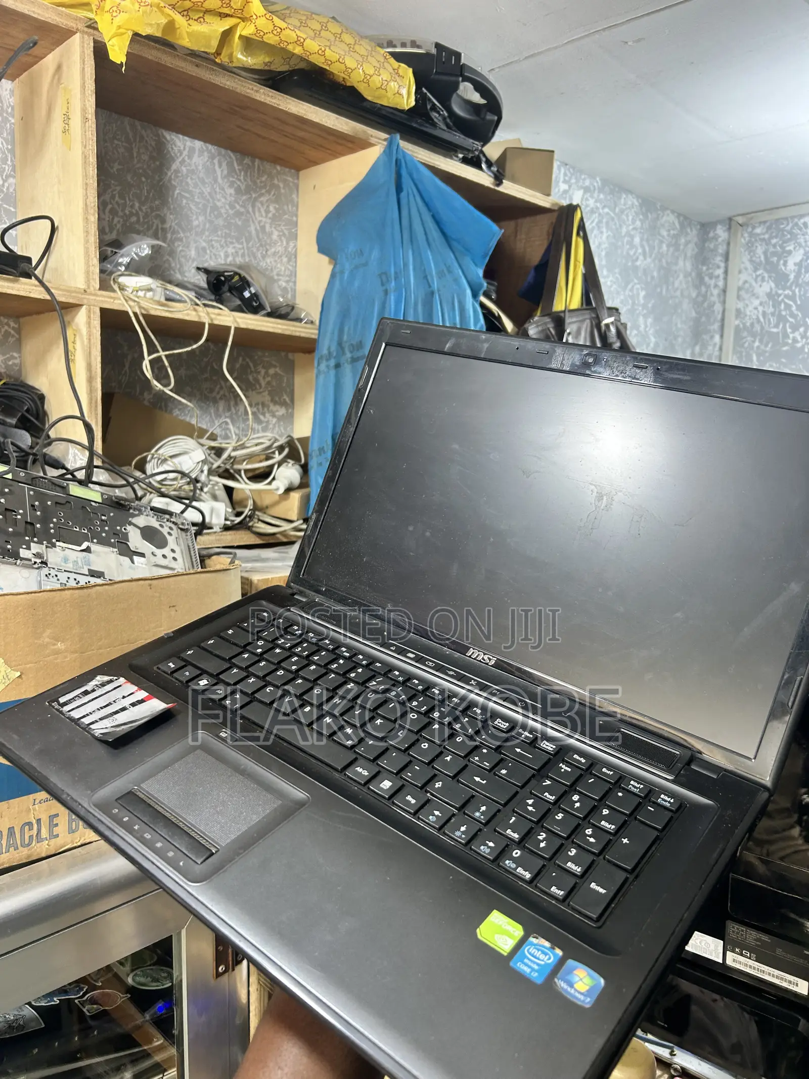 Laptop MSI CR500 8GB Intel Core i7 HDD 500GB