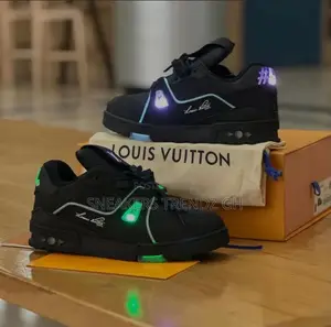 Louis Vuitton Sneakers