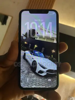 Apple iPhone 11 64 GB Black